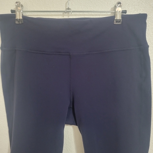 Athleta cropped leggings size large - Picture 8 of 12